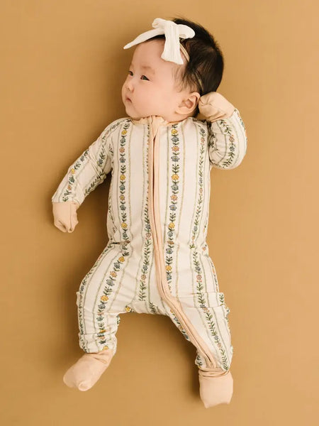Dainty Daisy Bamboo Sleeper