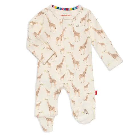 Cream Jolie Giraffe - Magnetic Footie
