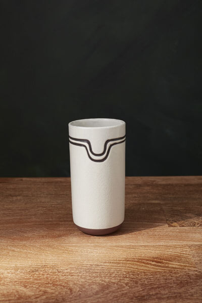 Laquin Vase