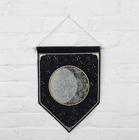 Moon Banner - Black