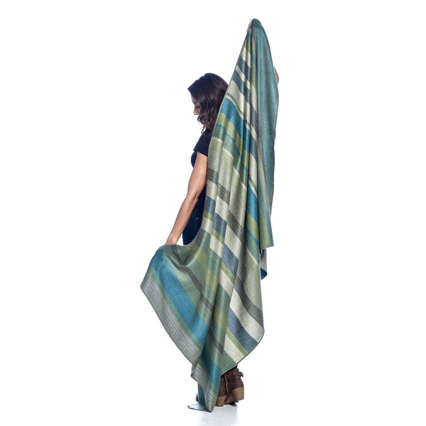 Lotus - Alpaca Throw