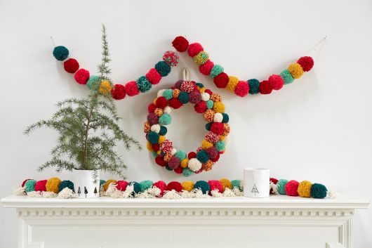 PomPom Wreath - Festival Collection